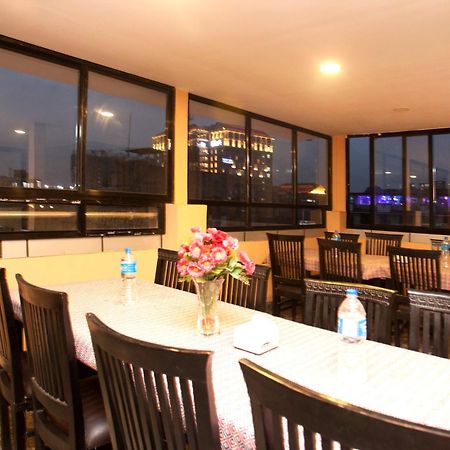 Kathmandu City Hotel Экстерьер фото