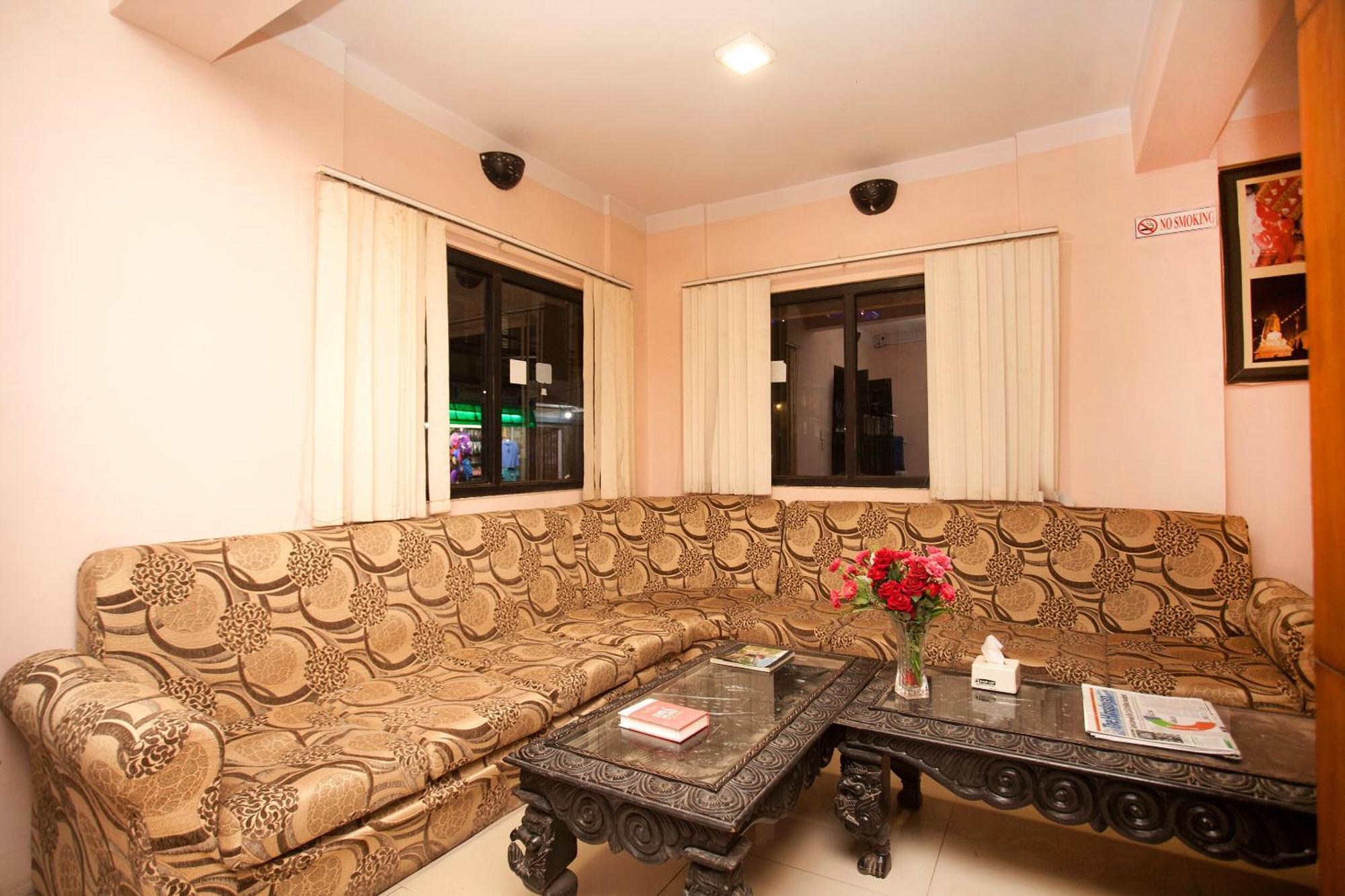 Kathmandu City Hotel Экстерьер фото
