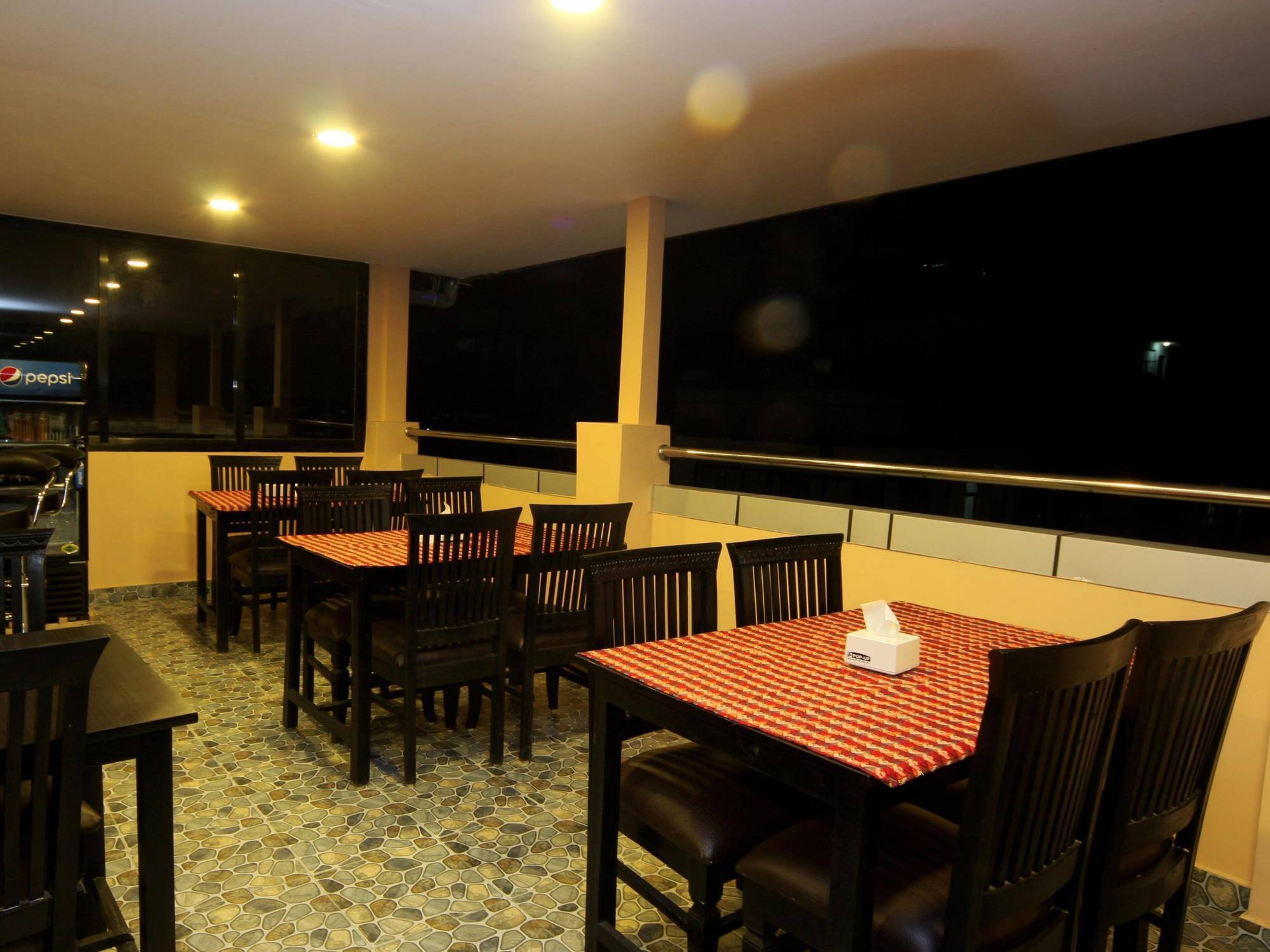 Kathmandu City Hotel Экстерьер фото